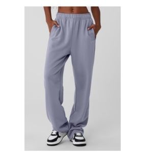 ALO Yoga Accolade Sweatpants in FOG - size XXS